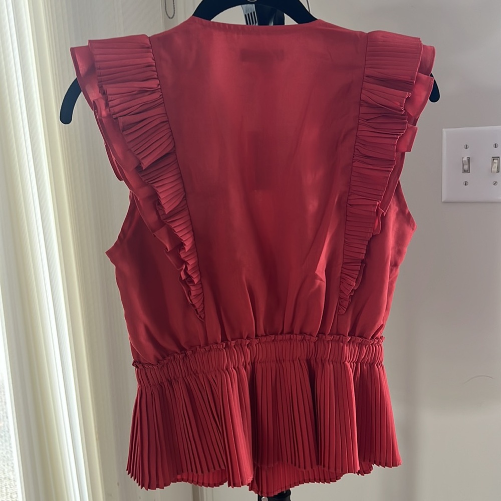 Express Top - Picture 3 of 3
